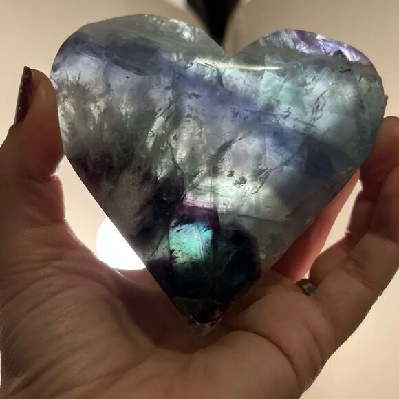 Rare Feather Fluorite Crystal Heart With Stand 365g - Picture 12 of 16